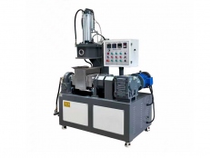 合金鋼密煉室翻轉(zhuǎn)式密煉機